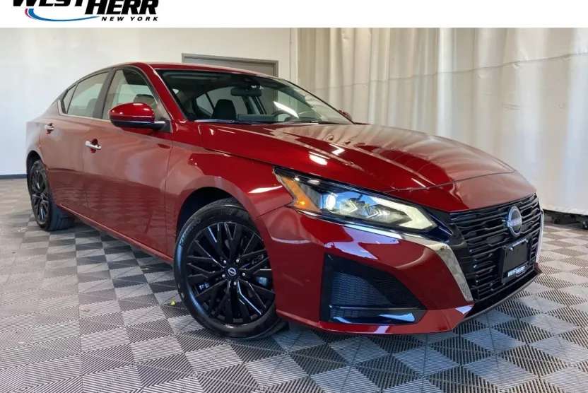 2025 Nissan Altima 2.5 SV photo 1