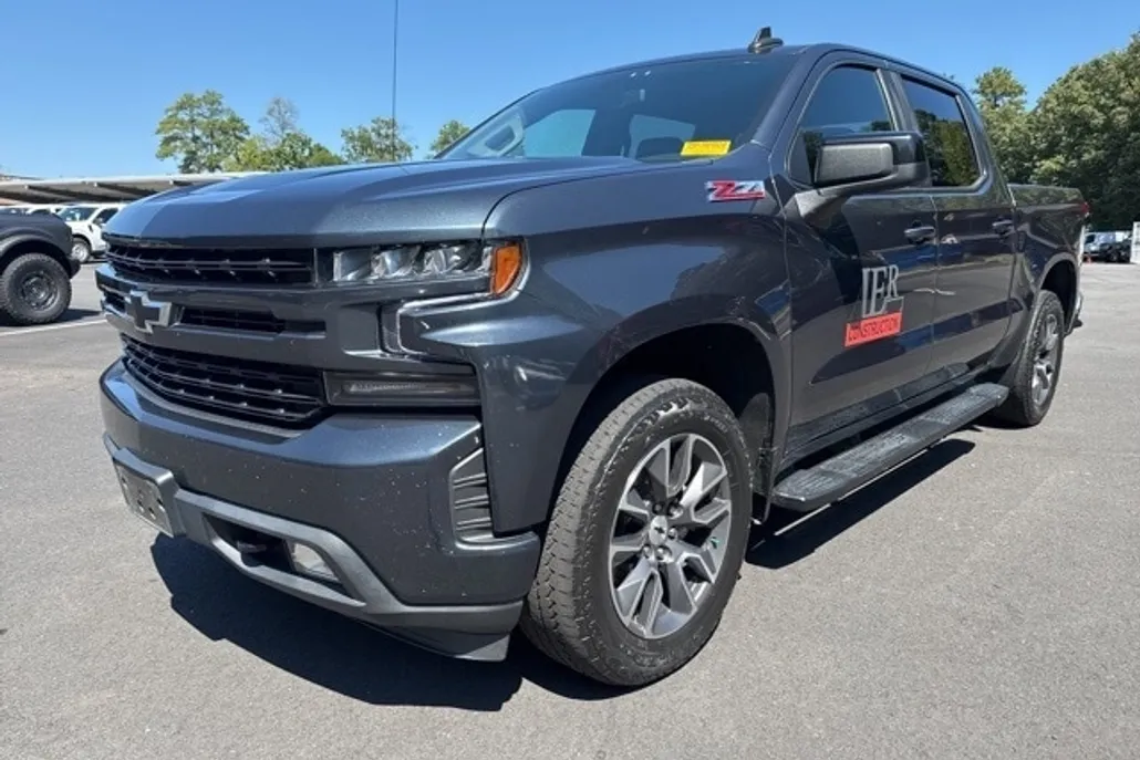 2021 Chevrolet Silverado 1500 RST photo 1