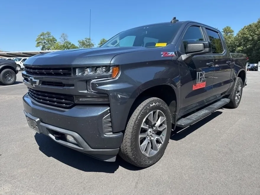 2021 Chevrolet Silverado 1500 RST photo 1