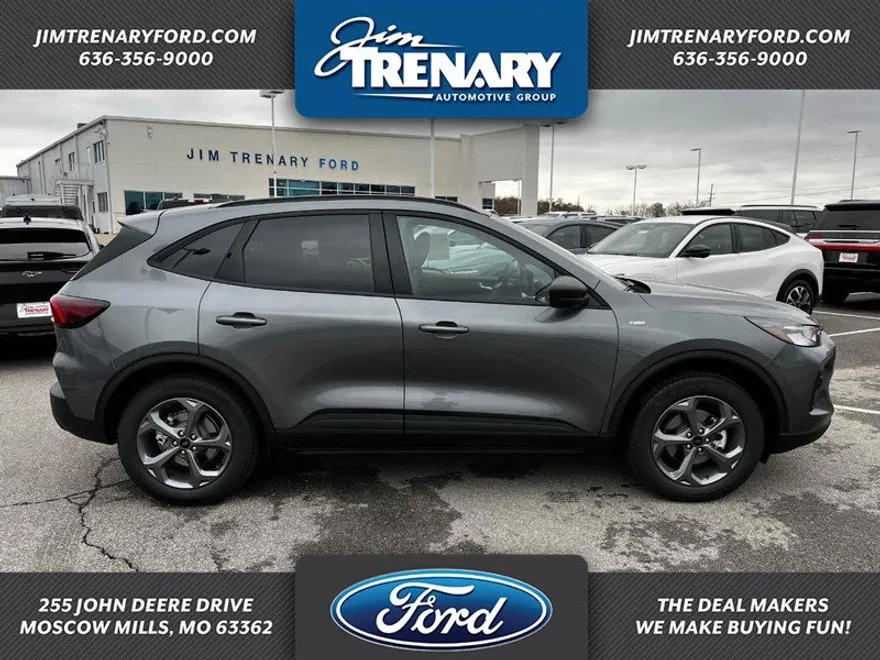 2025 Ford Escape ST-Line photo 1