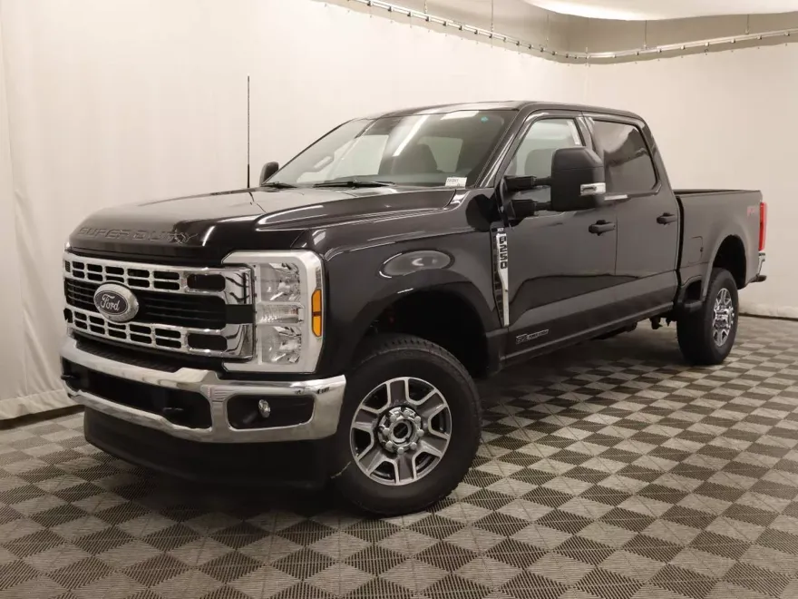 2025 Ford F-250 XLT photo 1