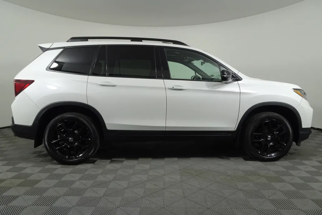 2024 Honda Passport Black Edition photo 1
