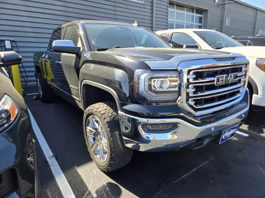 2018 Gmc Sierra 1500 SLT photo 1