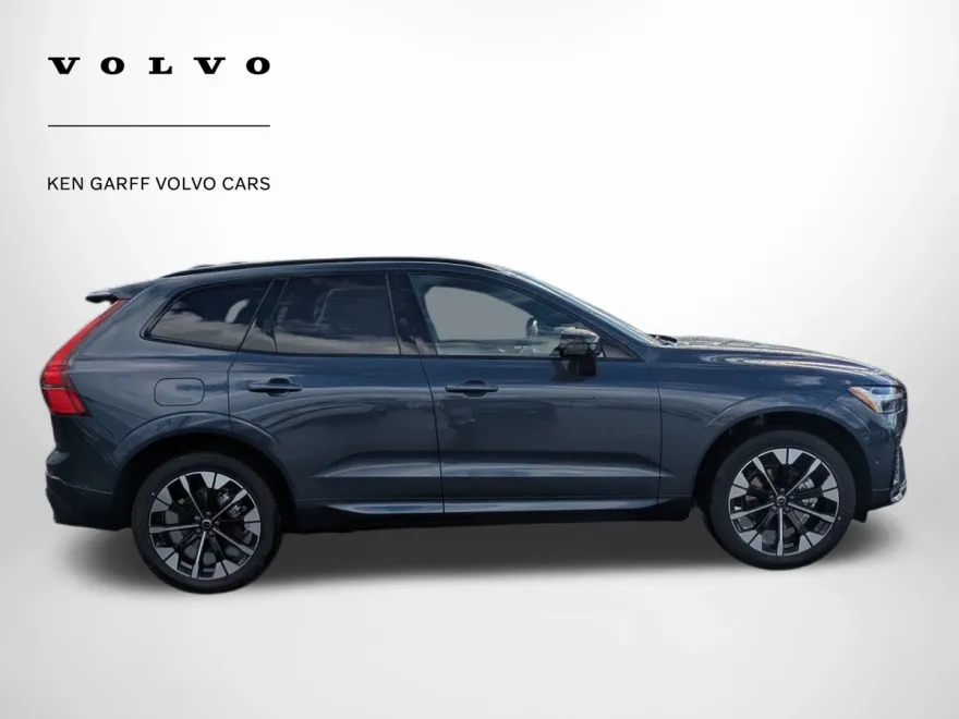 2026 Volvo XC60 Plus photo 1