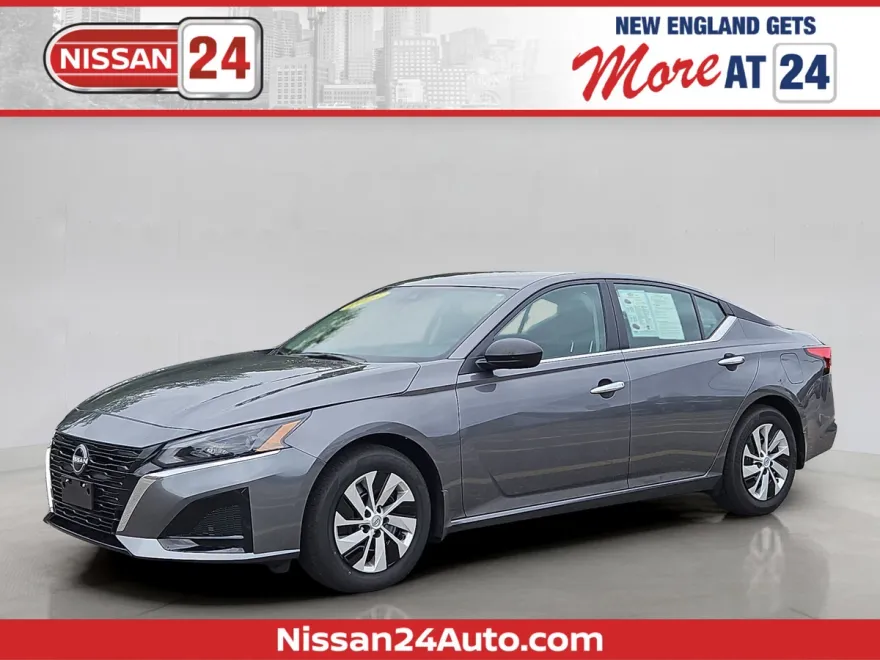 2025 Nissan Altima S photo 1