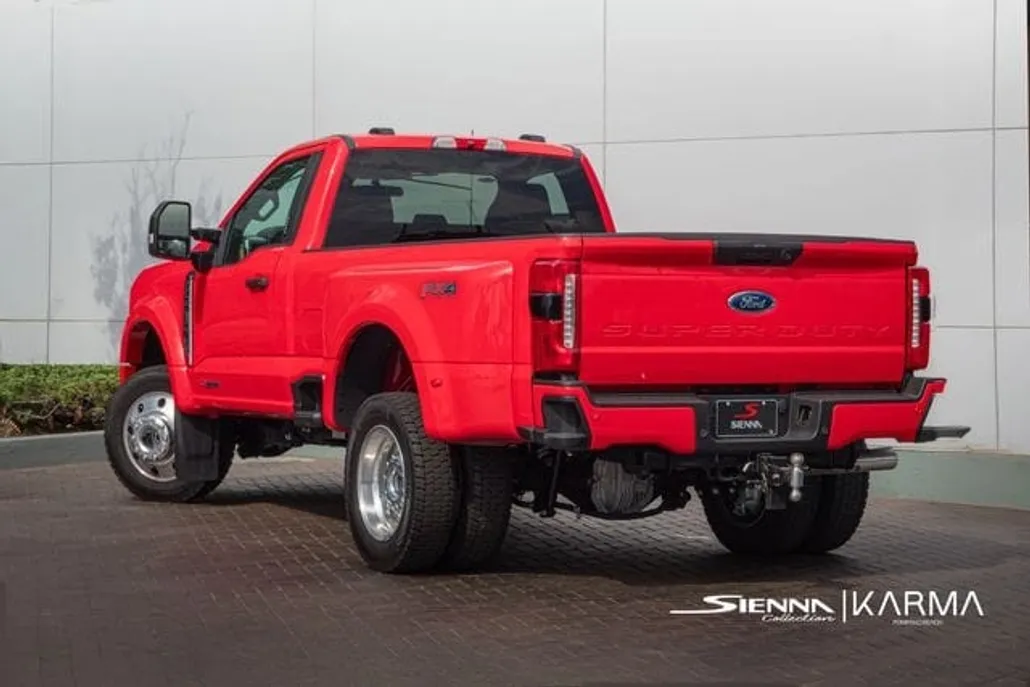 2024 Ford F-450 XLT photo 1