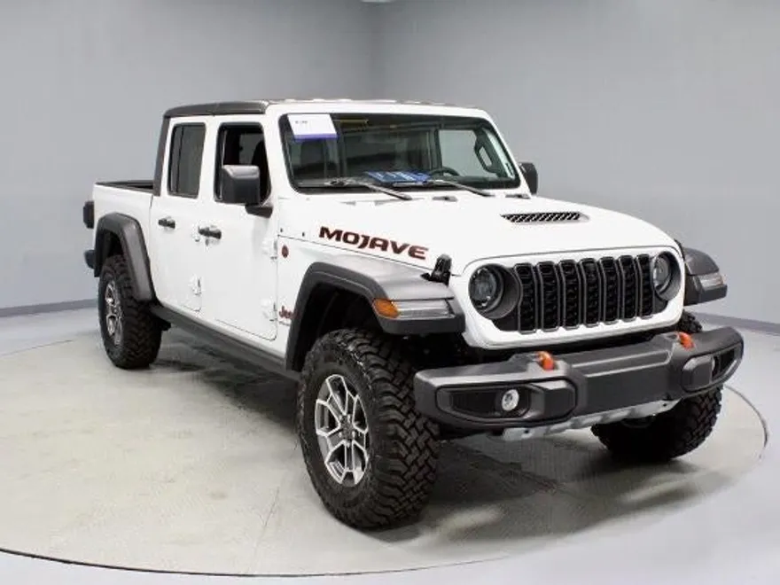 2024 Jeep Gladiator Mojave photo 1