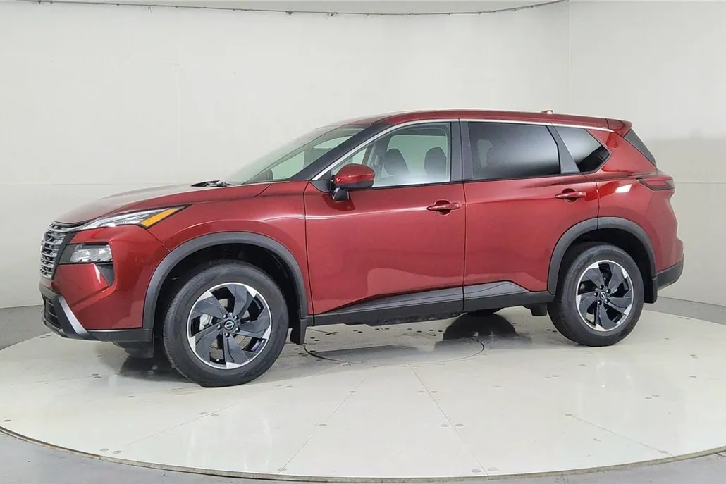 2026 Nissan Rogue SV photo 1