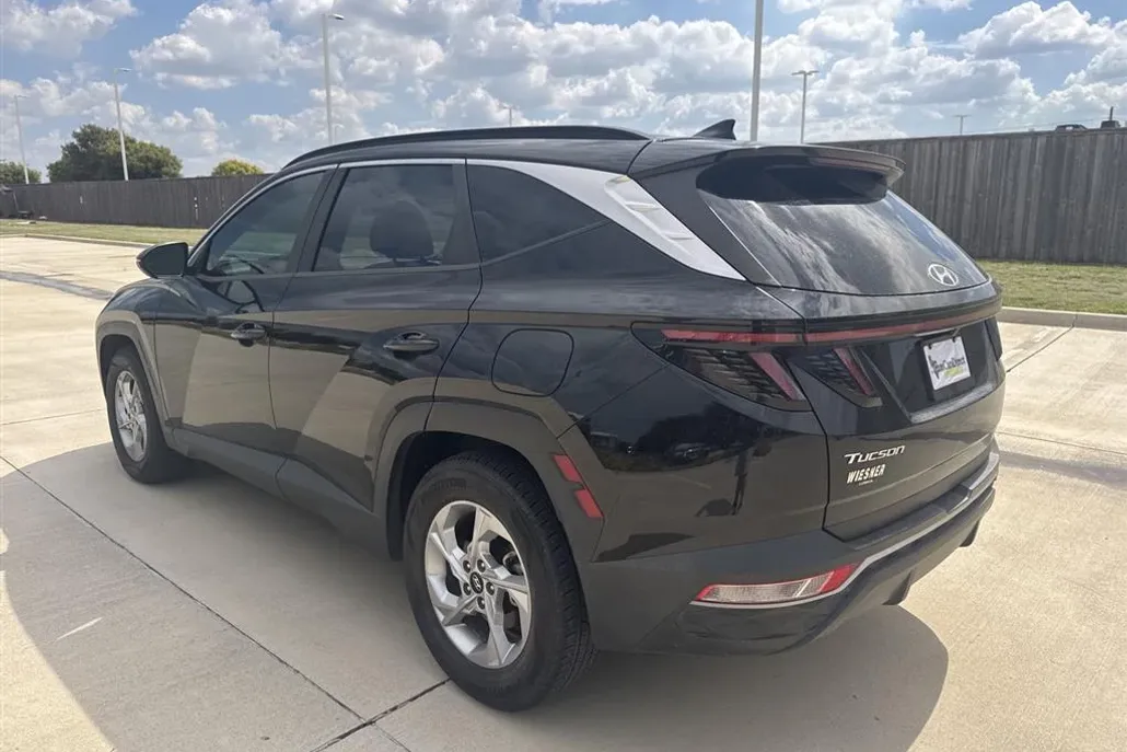2022 Hyundai Tucson SEL photo 1