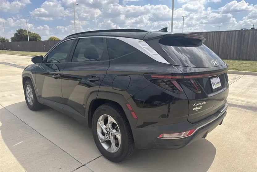2022 Hyundai Tucson SEL photo 1
