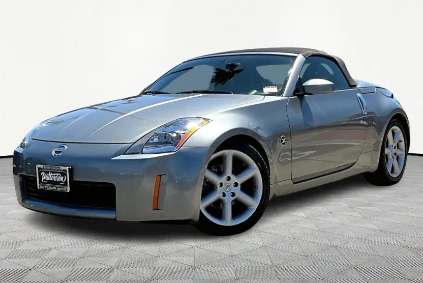 2004 Nissan 350Z Touring photo 1