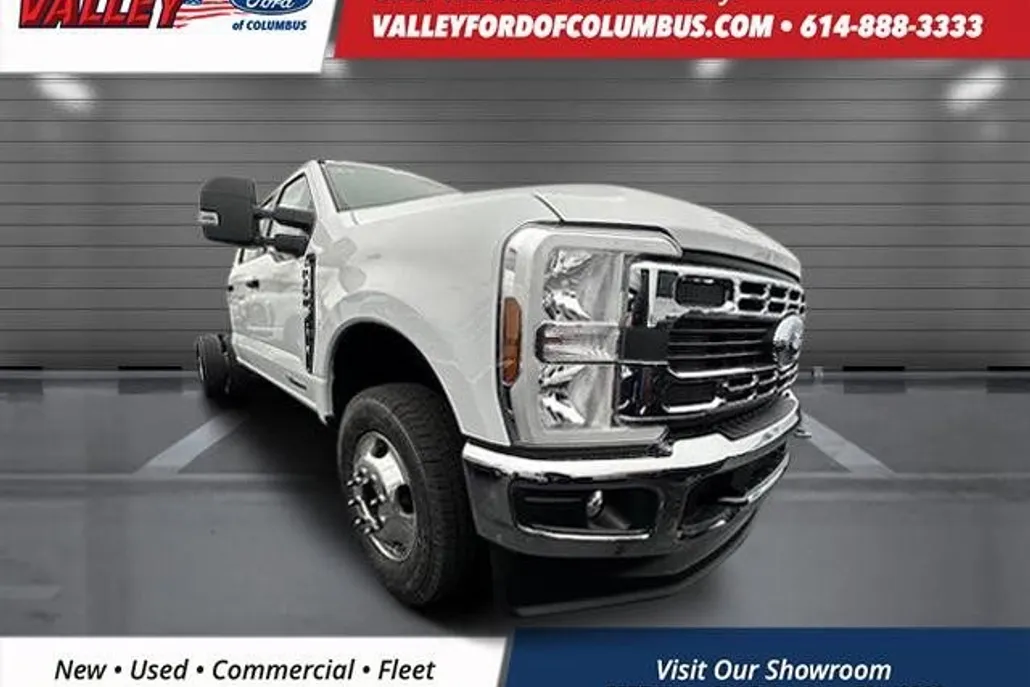 2025 Ford F-350 photo 1