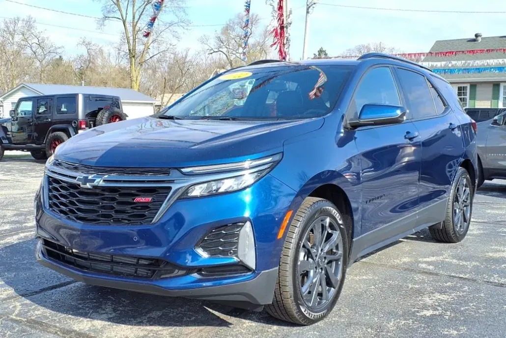 2022 Chevrolet Equinox RS photo 1