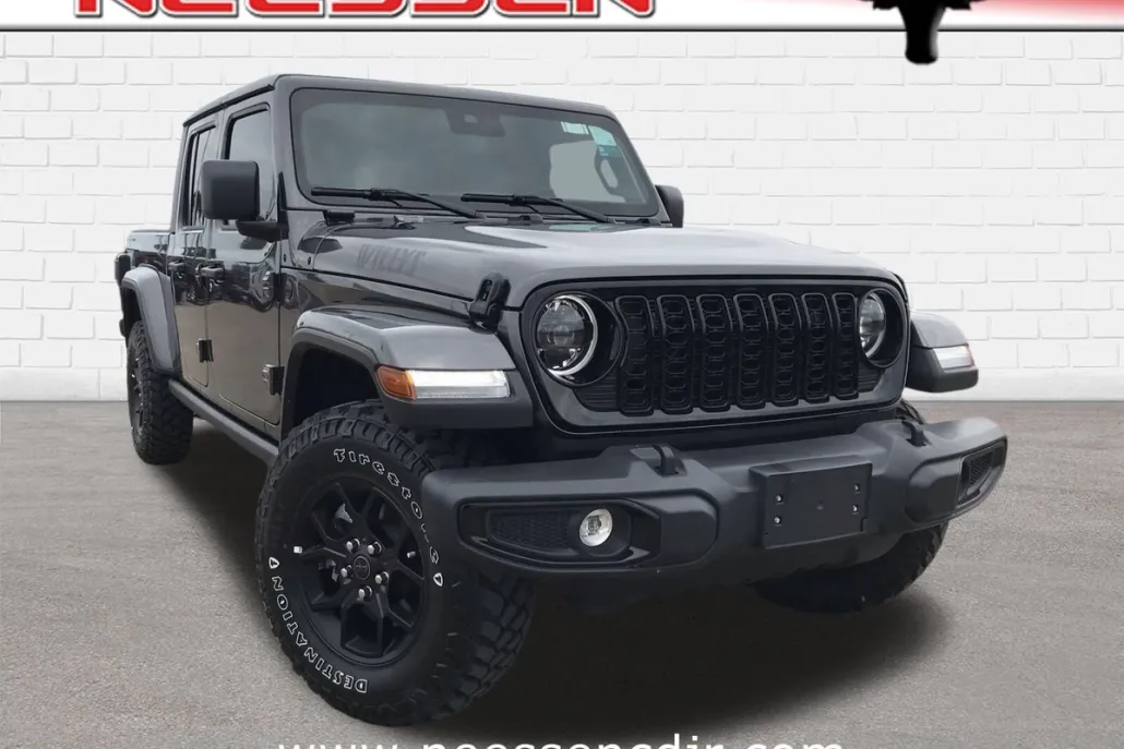 2025 Jeep Gladiator Sport photo 1