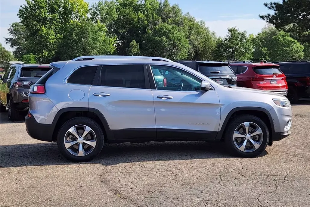 2020 Jeep Cherokee Limited photo 1
