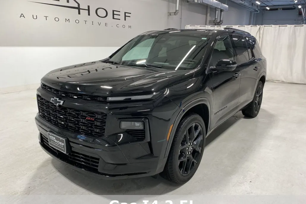2024 Chevrolet Traverse RS photo 1