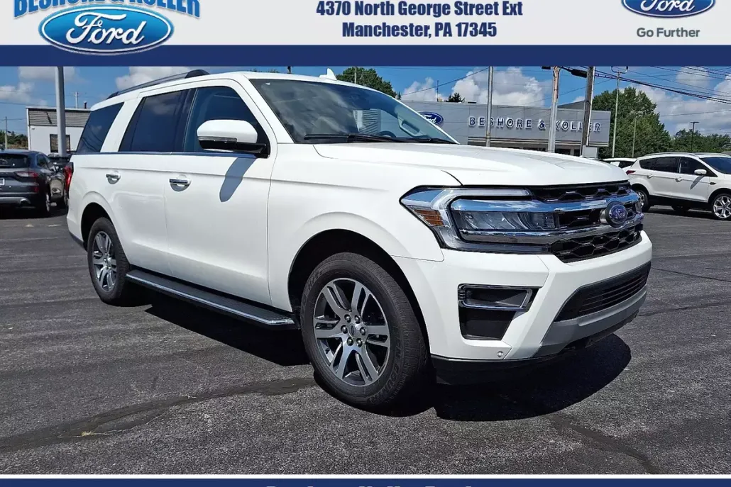 2022 Ford Expedition Limited photo 1
