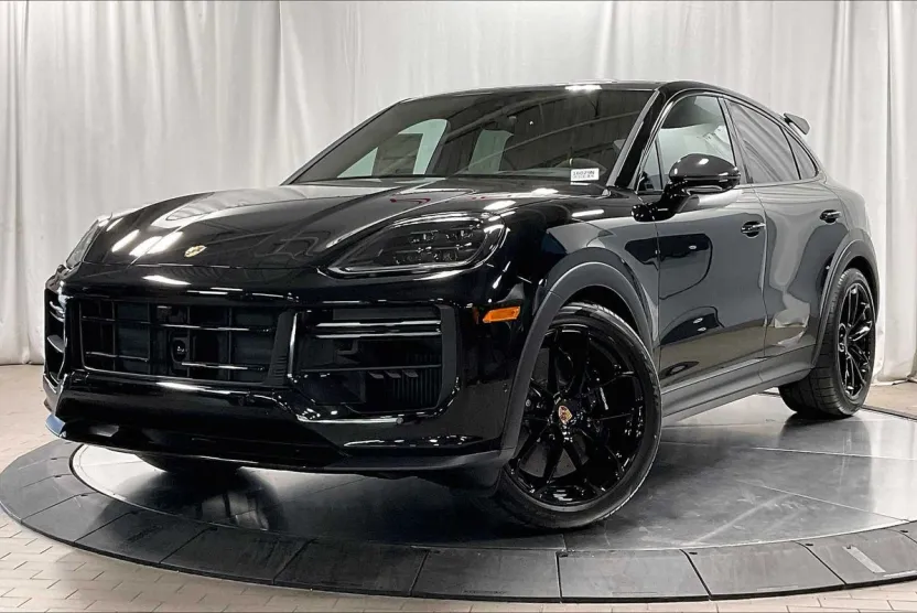 2025 Porsche Cayenne Coupe Turbo GT photo 1