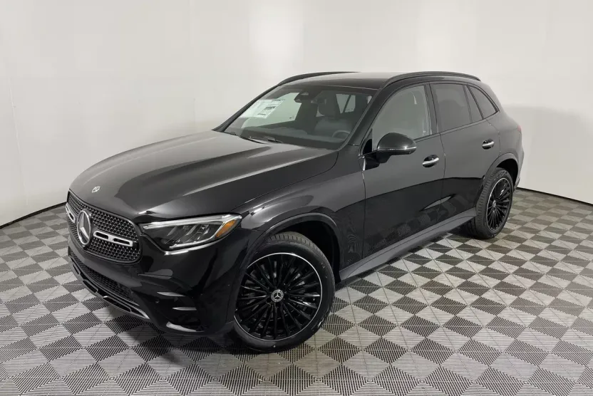 2026 Mercedes Benz GLC 300 photo 1