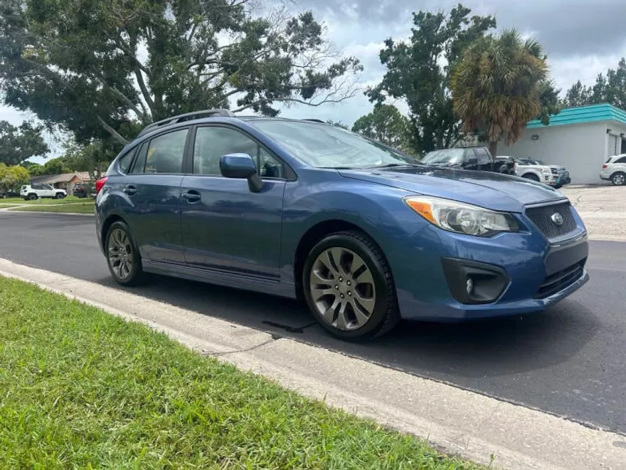 2012 Subaru Impreza 2.0i Sport Premium photo 1