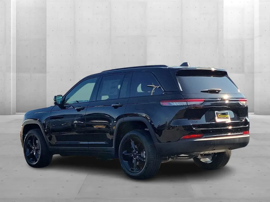 2025 Jeep Grand Cherokee Limited photo 1