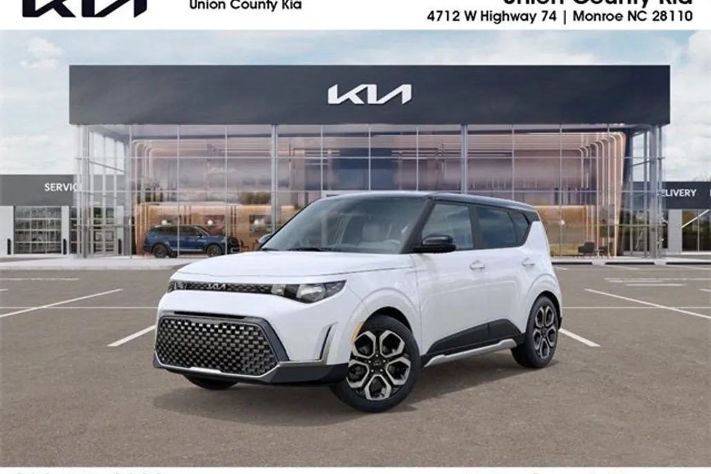 2025 Kia Soul EX photo 1