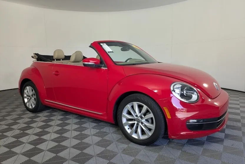 2015 Volkswagen Beetle TDI photo 1