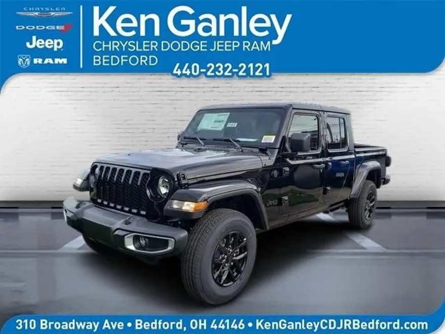 2023 Jeep Gladiator Sport S photo 1