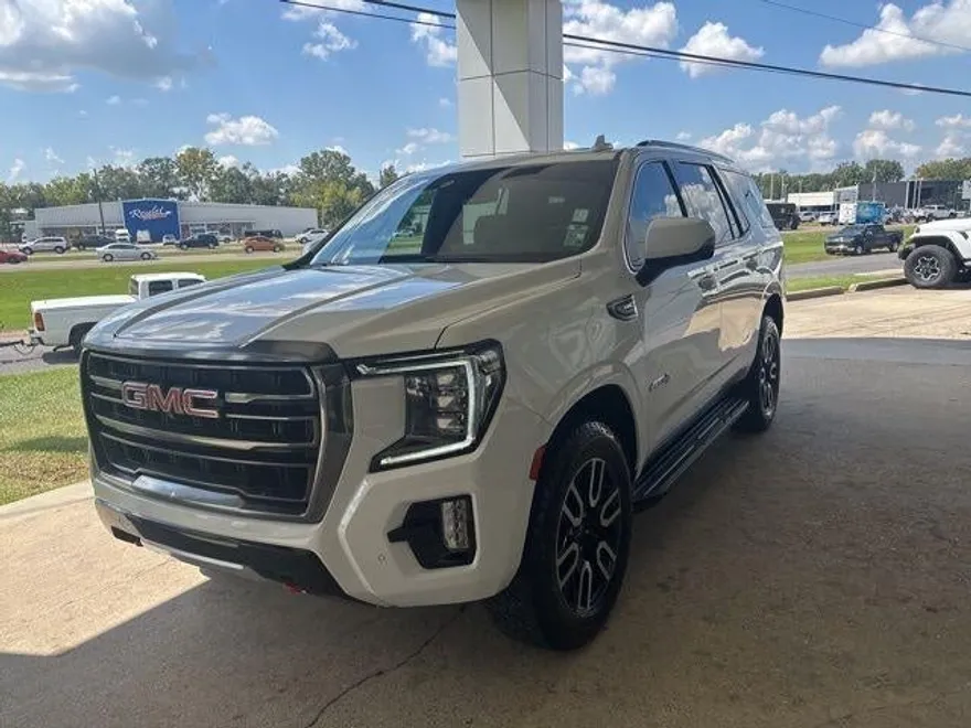 2021 Gmc Yukon AT4 photo 1