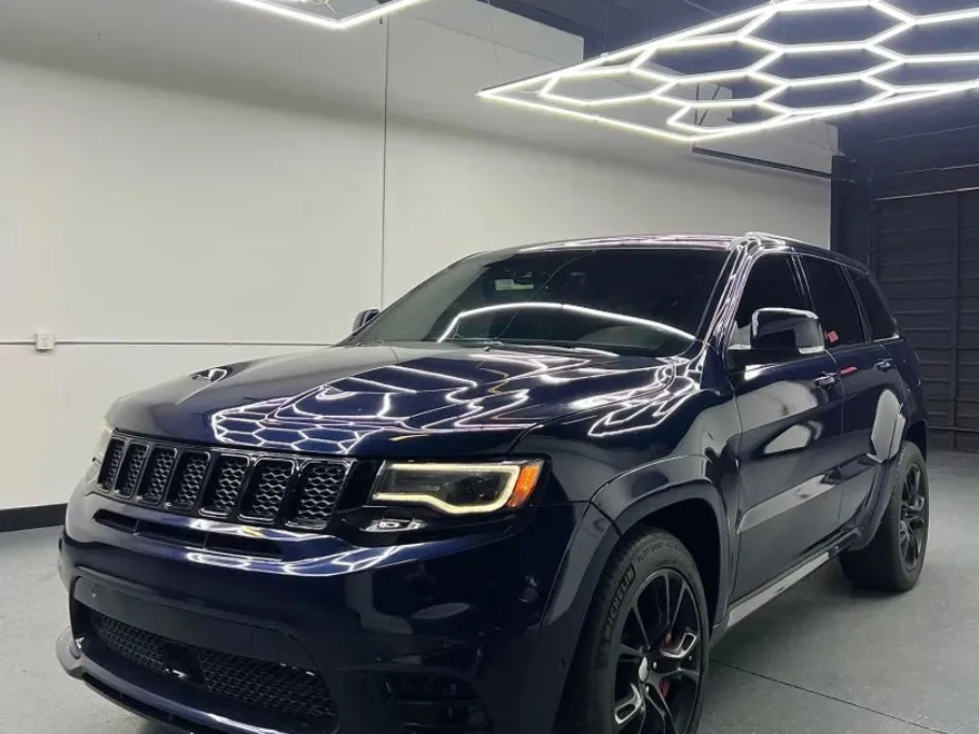 2017 Jeep Grand Cherokee SRT8 Sport photo 1