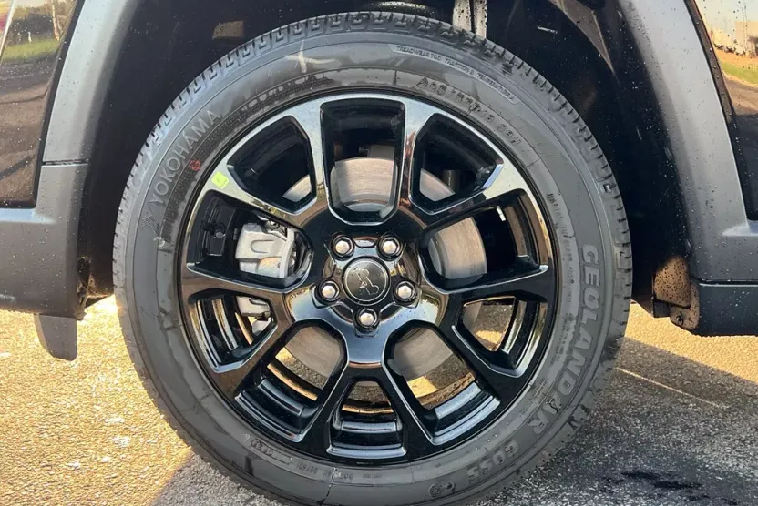 2026 Jeep Compass Latitude Altitude photo 1
