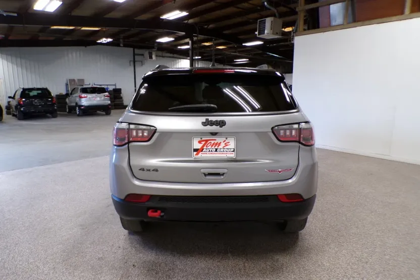 2020 Jeep Compass Trailhawk photo 1