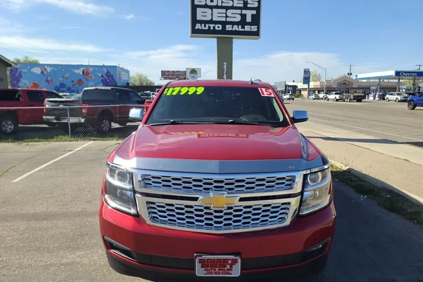 2015 Chevrolet Tahoe LT photo 1