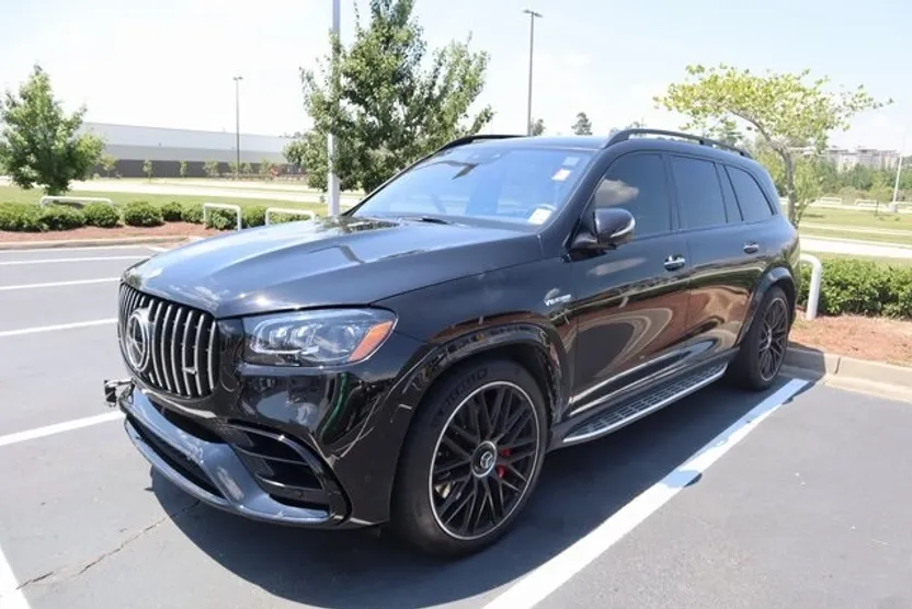 2023 Mercedes Benz GLS 63 AMG 4MATIC photo 1