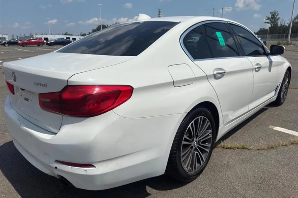 2017 Bmw 530i xDrive photo 1