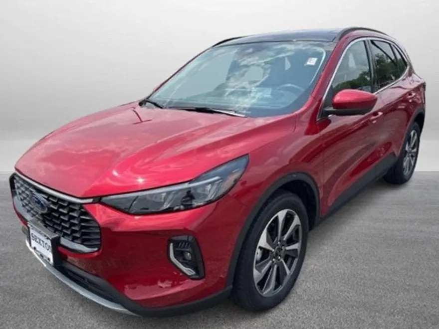 2023 Ford Escape Platinum photo 1
