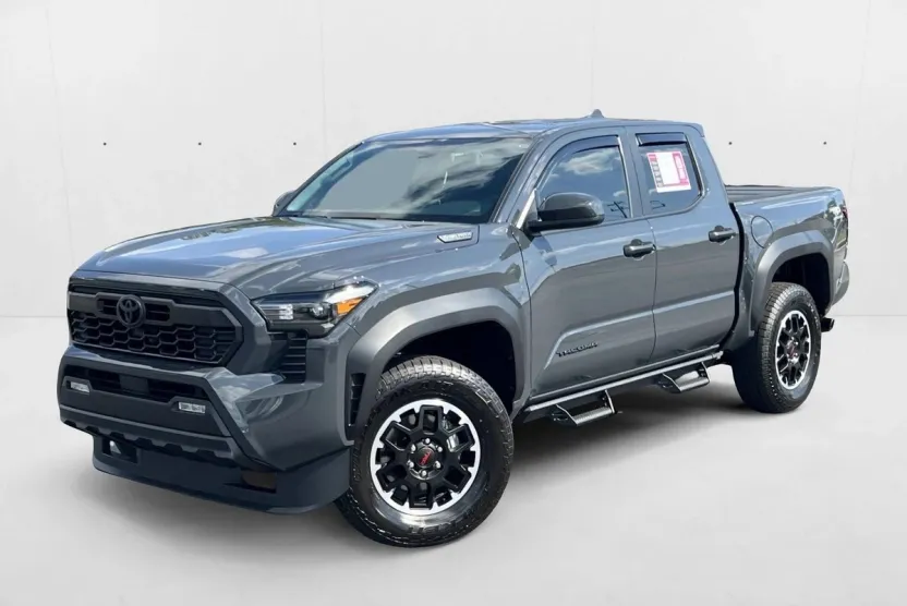 2025 Toyota Tacoma TRD Off-Road photo 1