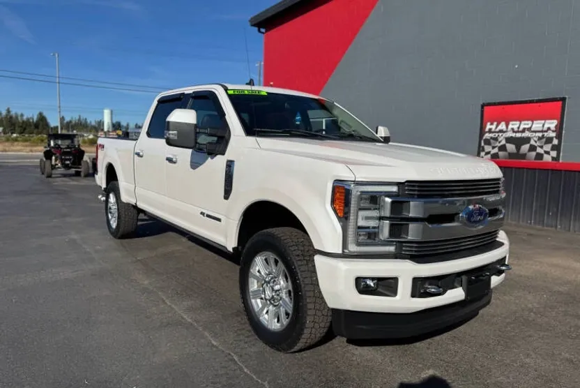 2019 Ford F-350 Limited photo 1