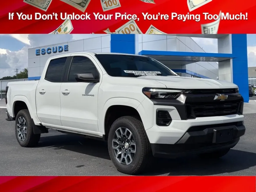 2024 Chevrolet Colorado LT photo 1