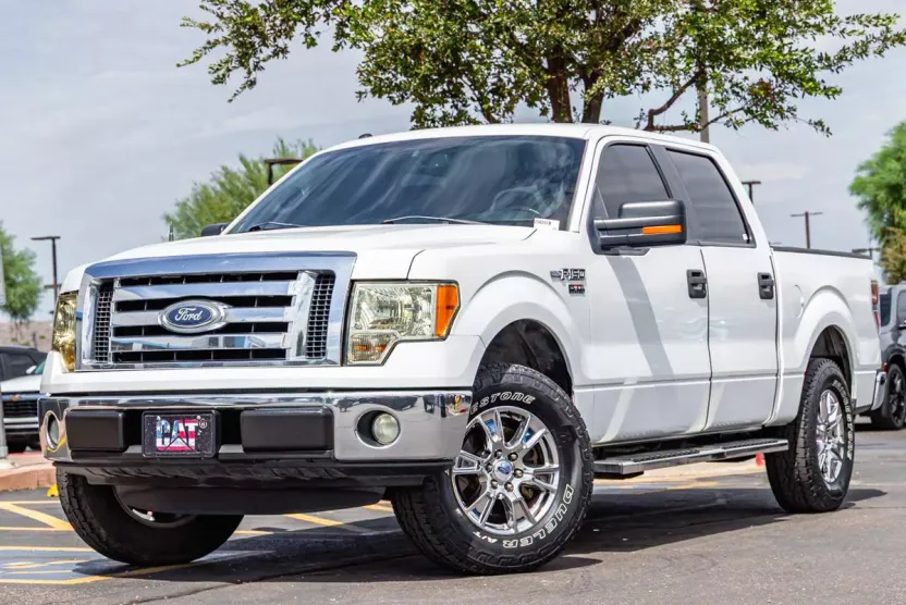 2011 Ford F-150 XLT photo 1