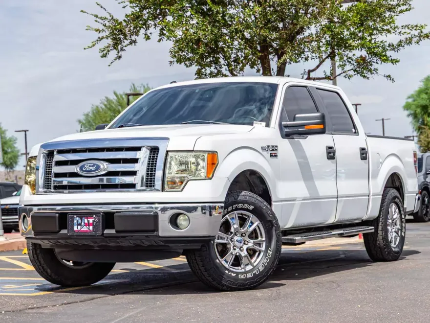 2011 Ford F-150 XLT photo 1