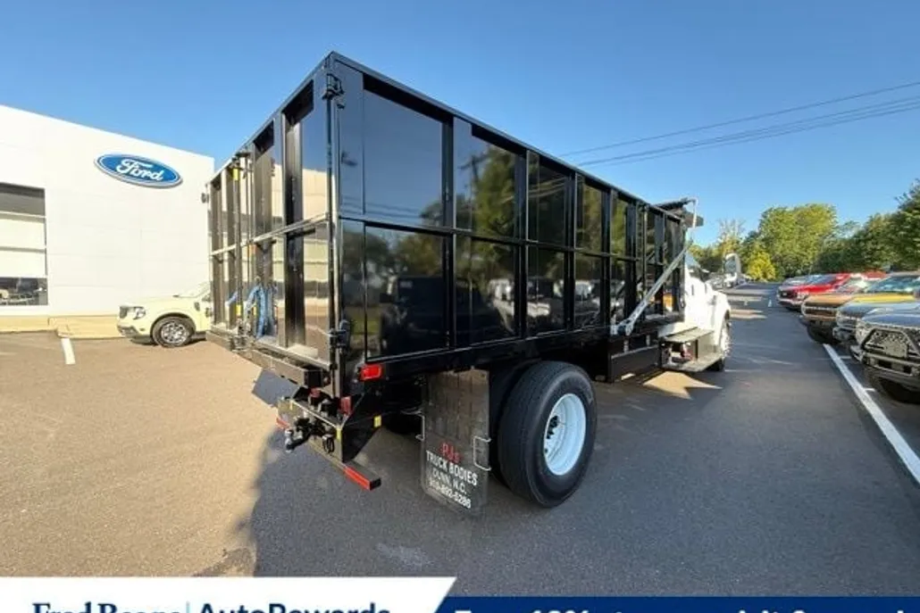 2026 Ford F-650 Base Crew Cab photo 1