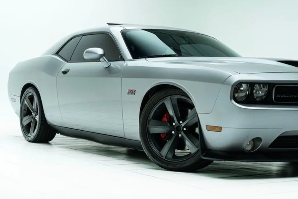 2011 Dodge Challenger SRT8 392 photo 1