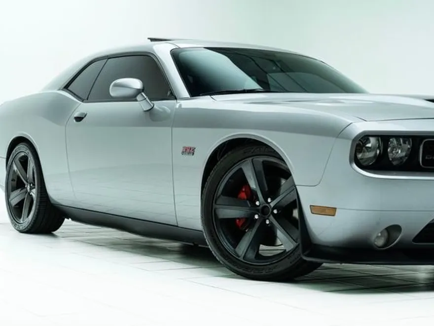2011 Dodge Challenger SRT8 392 photo 1