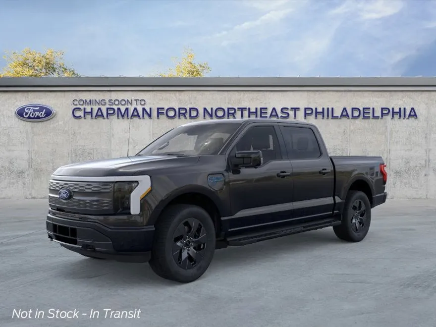 2025 Ford F-150 Lightning Lariat photo 1