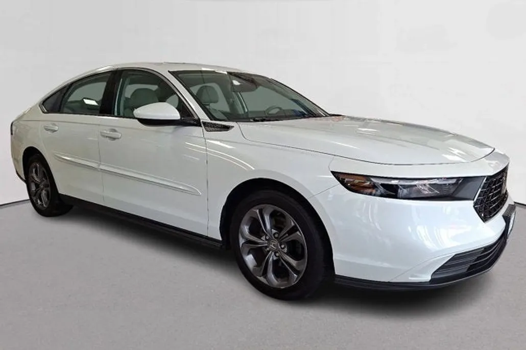 2023 Honda Accord EX photo 1