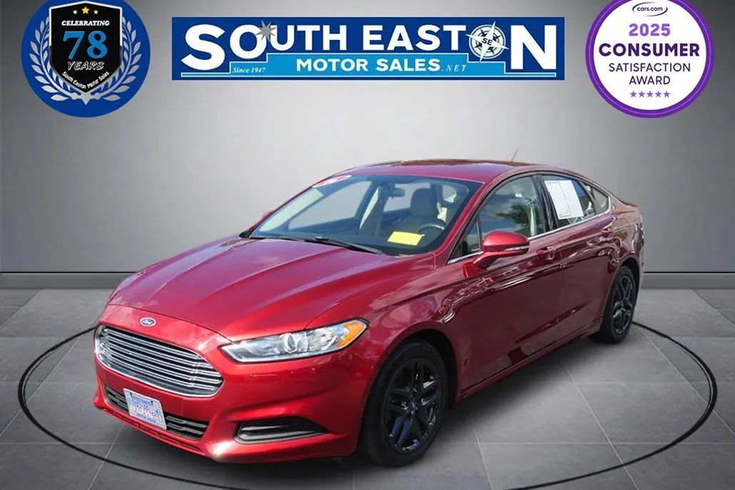 2016 Ford Fusion SE photo 1