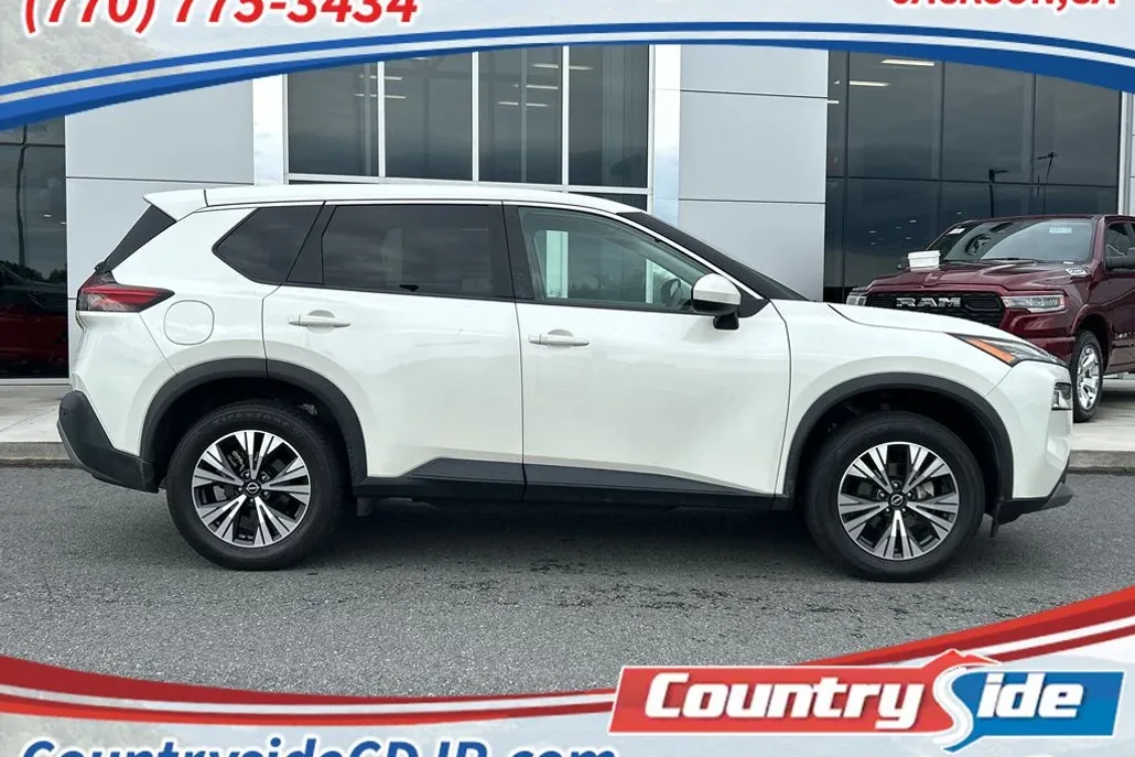 2023 Nissan Rogue SV photo 1