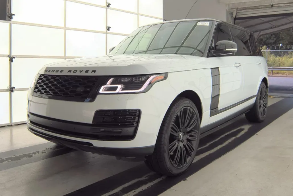 2020 Land Rover Range Rover photo 1