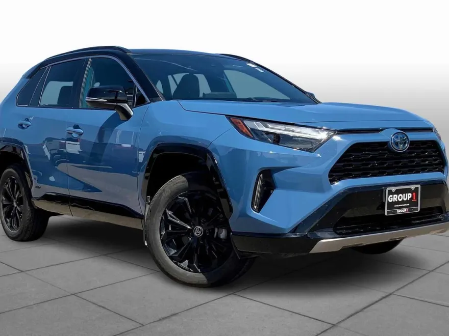 2024 Toyota RAV4 Hybrid XSE photo 1